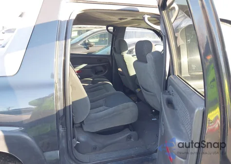 2004 Chevrolet Avalanche 1500 из США, поврежденный, VIN 3GNEK12T54G116090